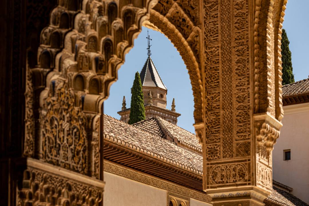 alhambra_moorish_arch.jpg