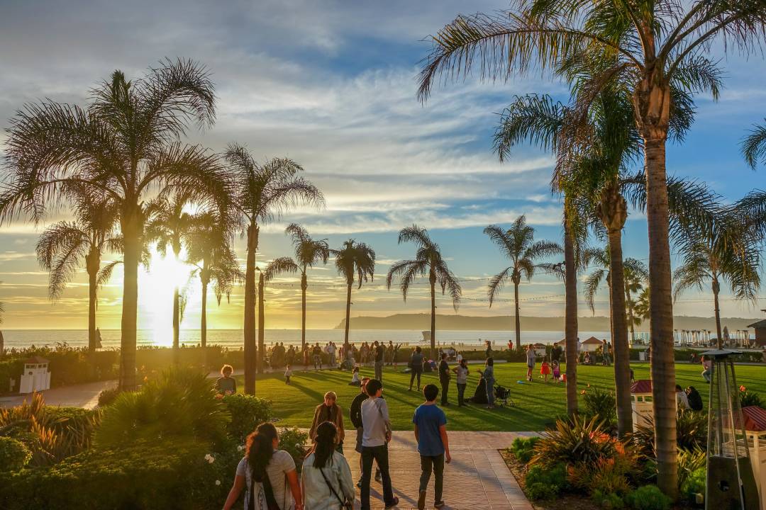 sunset_coronado_beach.jpg