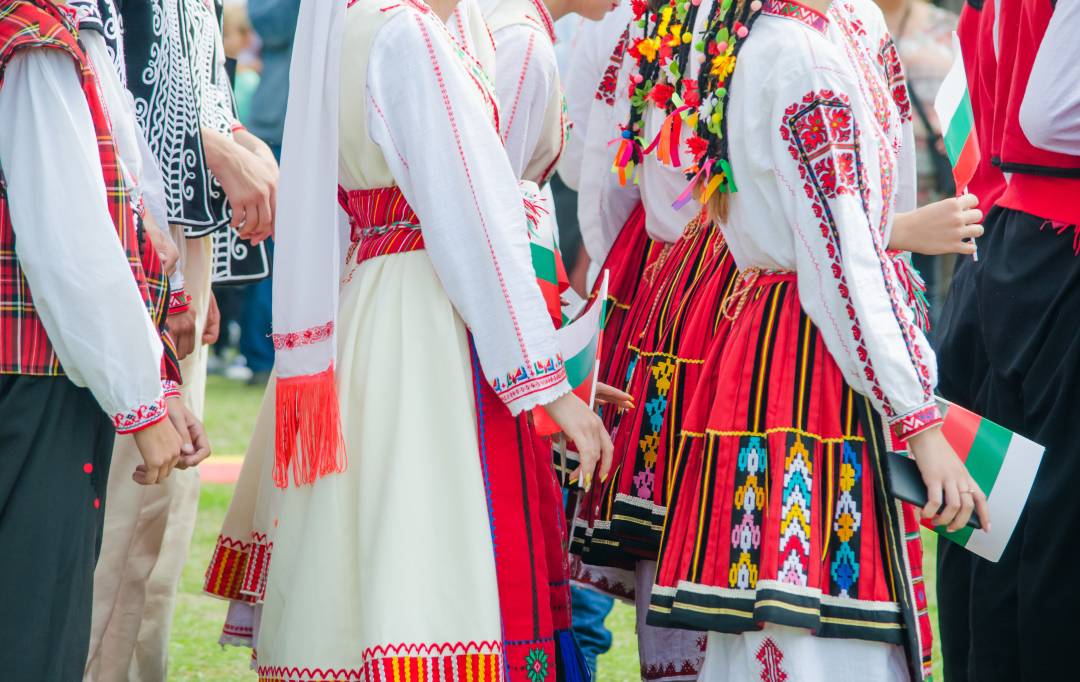 bulgarian_ethnic_costumes.jpg