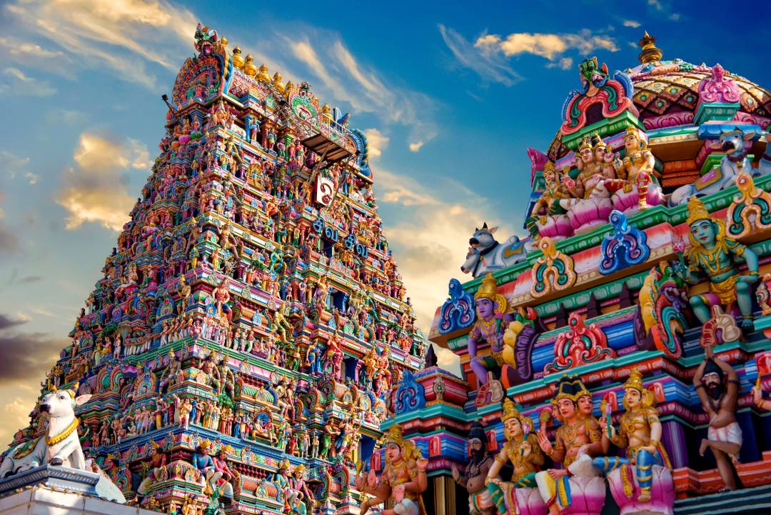 Gopura_Kapaleeshwarar_Temple.jpg