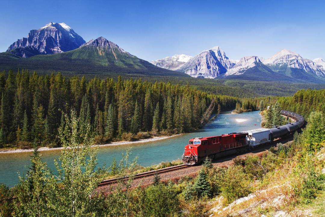 Rocky_Mountains_Train.jpg