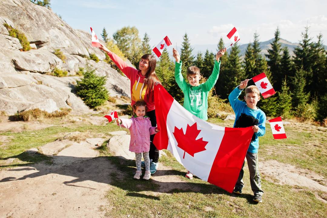 Intro_beeld_Canada_Family_Flag.jpg