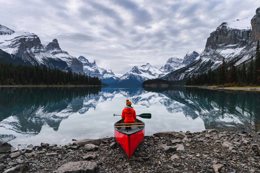 Intro_beeld_Rocky_mountains_kayak.jpg