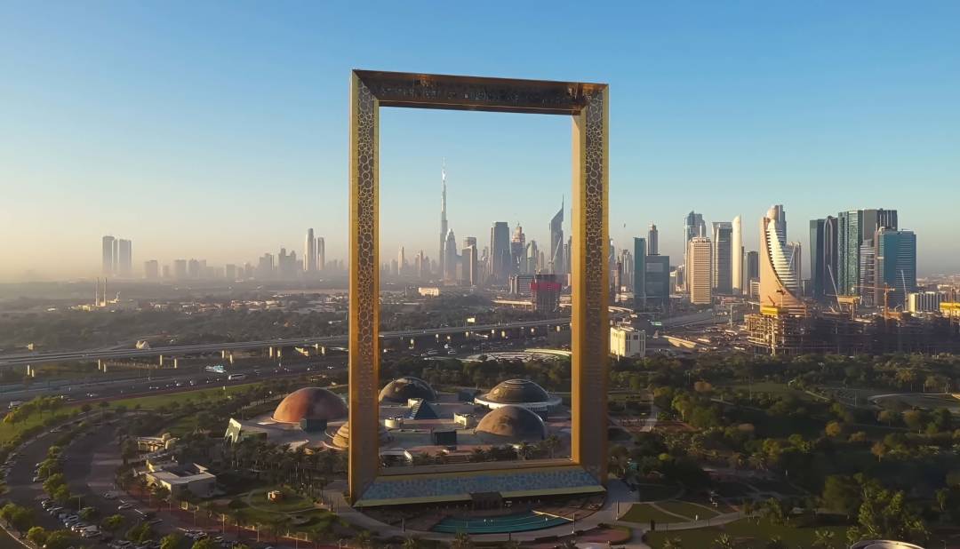 DubaiFrame.jpg