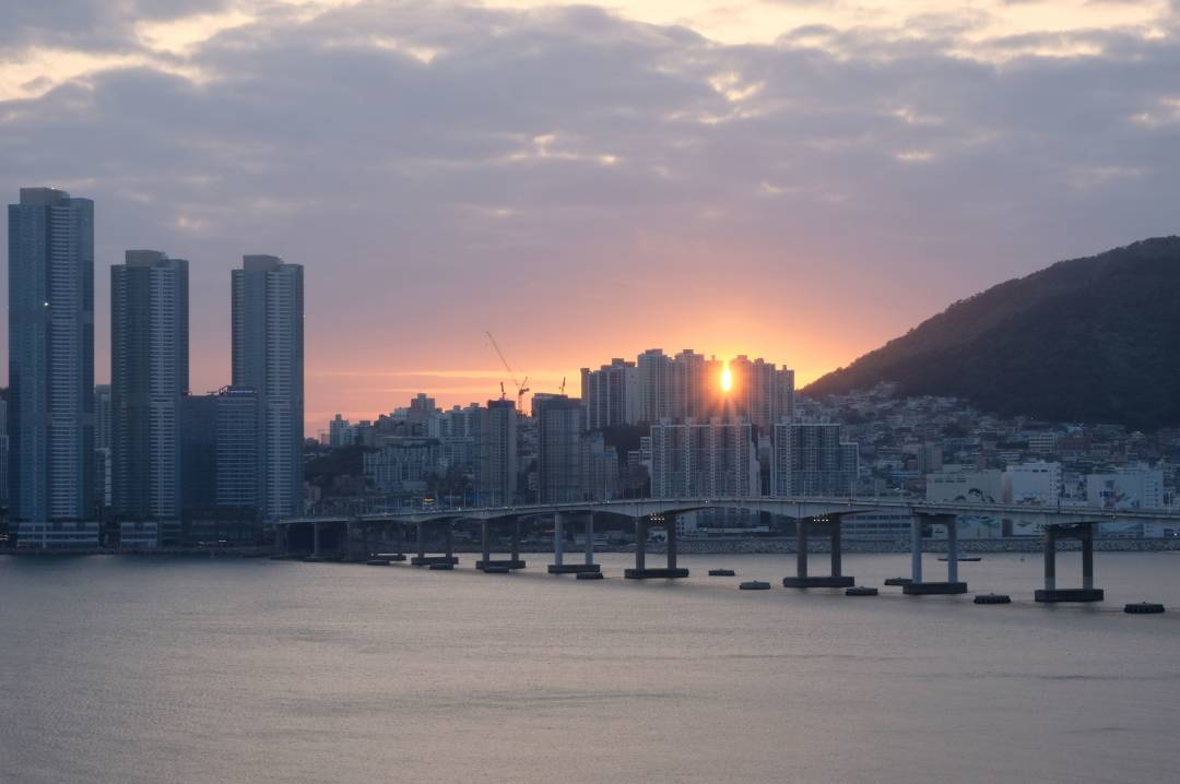 Busan_Sunset.jpg