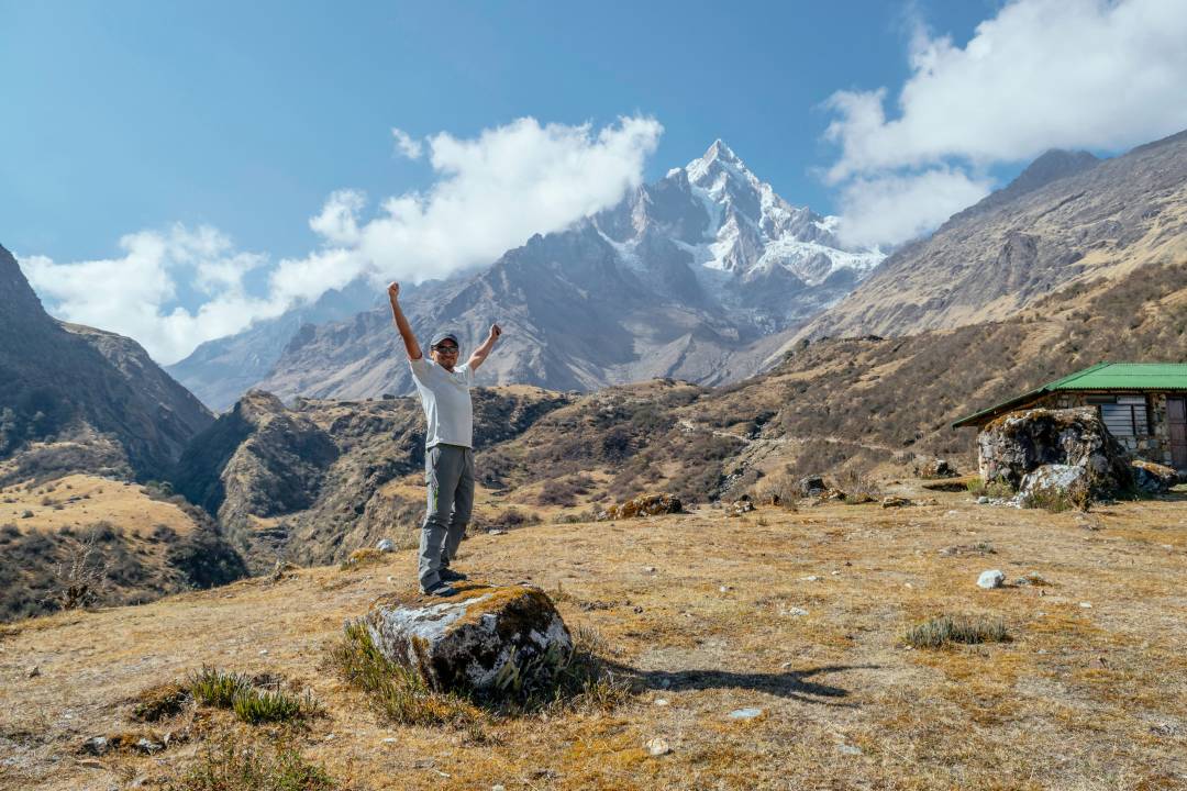 Peru_Trail_Salkantay_man_mountains.jpg