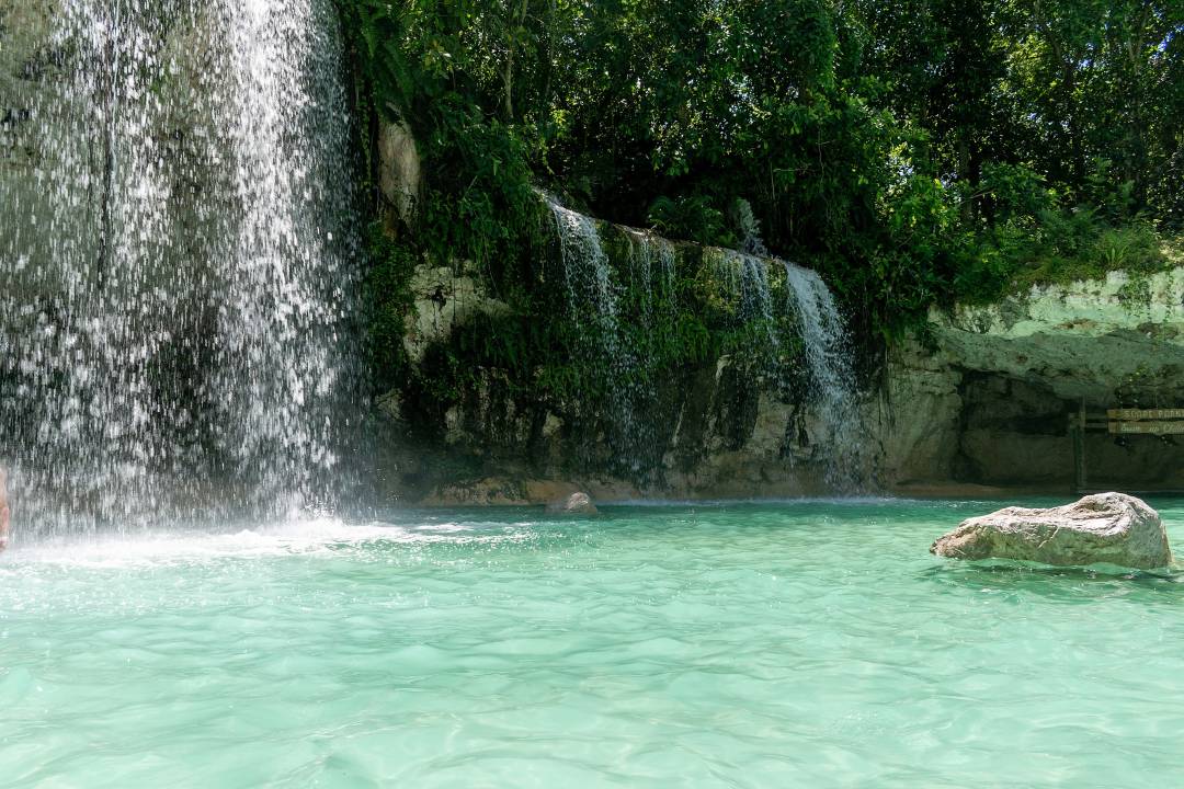 Jungle_waterfall.jpg