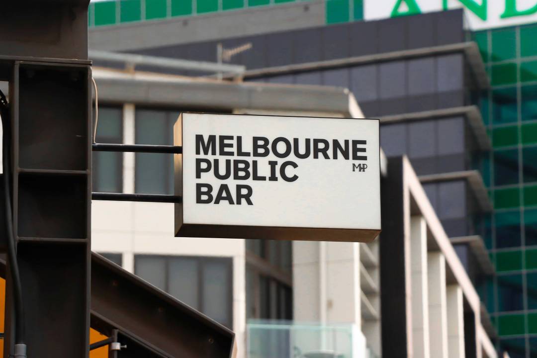 melbourne_public_bar_entrance.jpg
