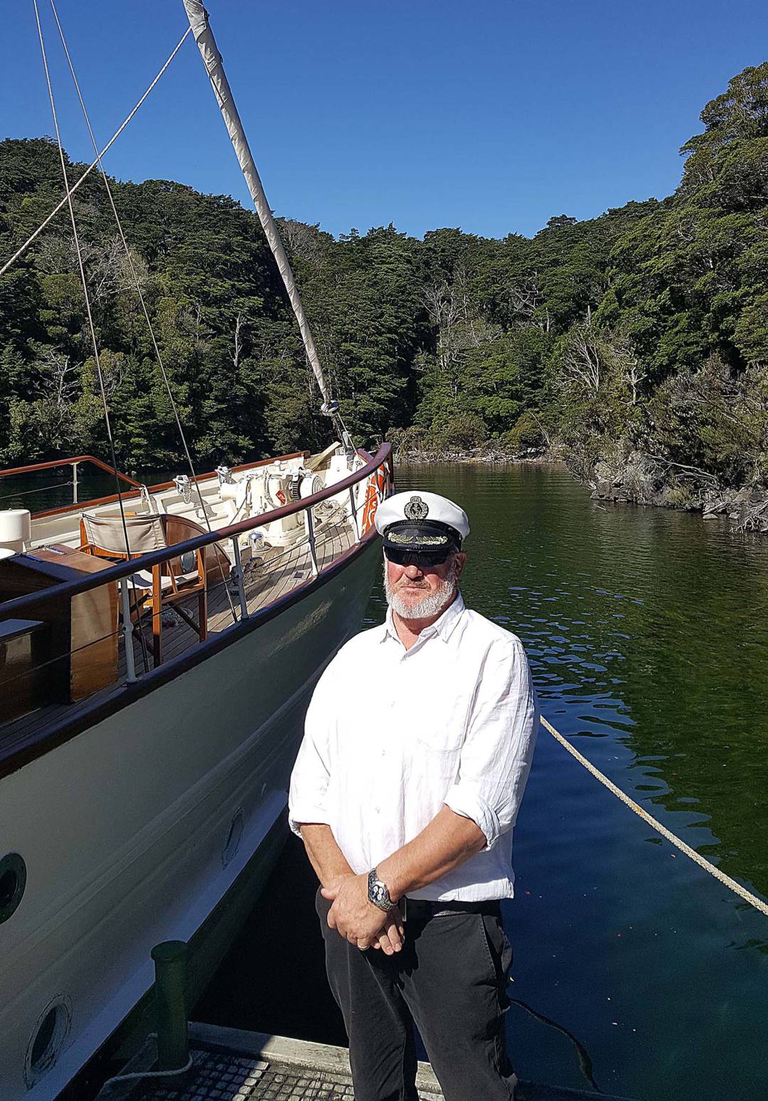 captain_on_dock.jpg