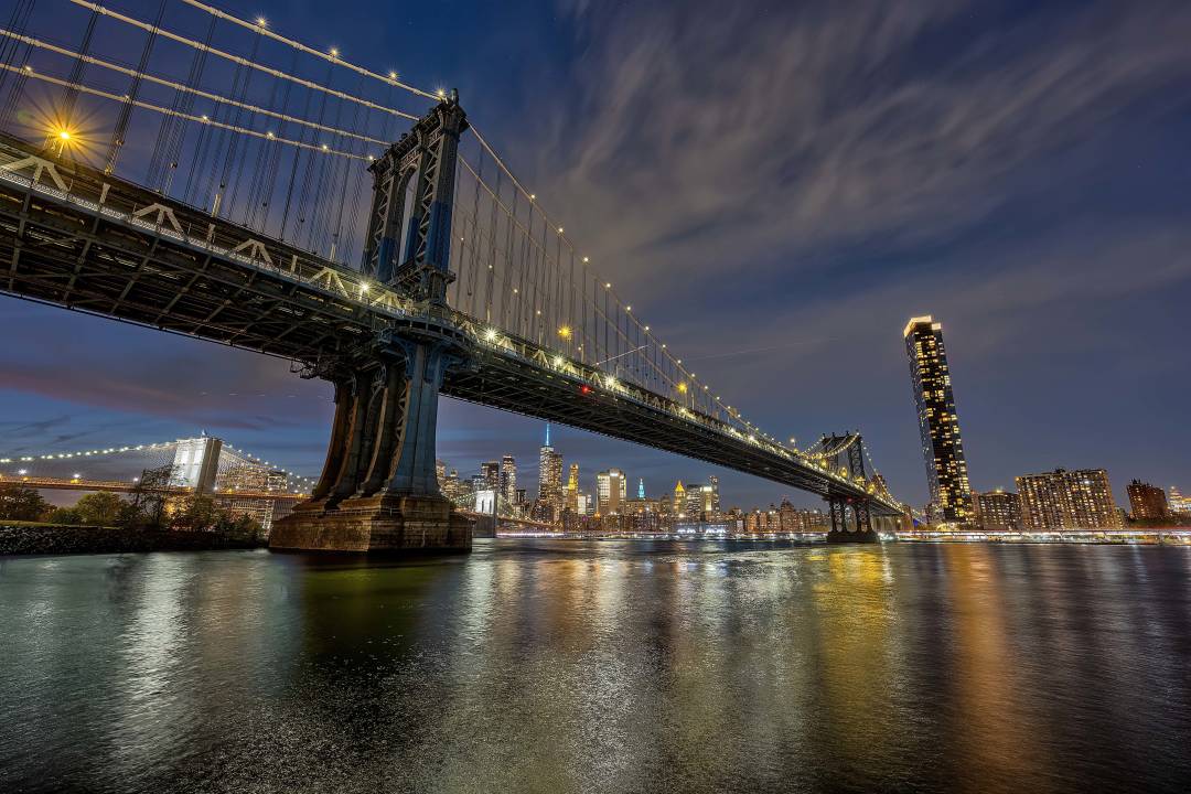 New_York_City_skyline_Lower_Manhattan_One_World_Trade_Center.jpg