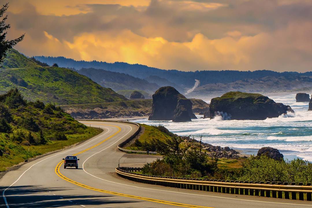 oregon-coast-highway-101-sea-stacks.jpg