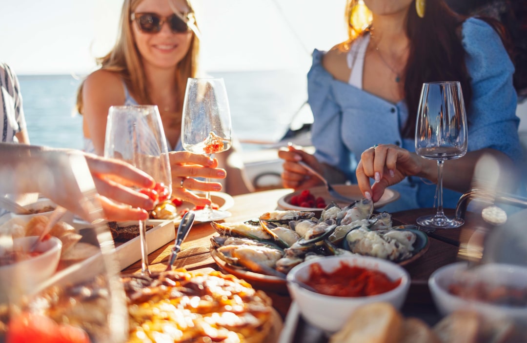 tapas-boat.jpg