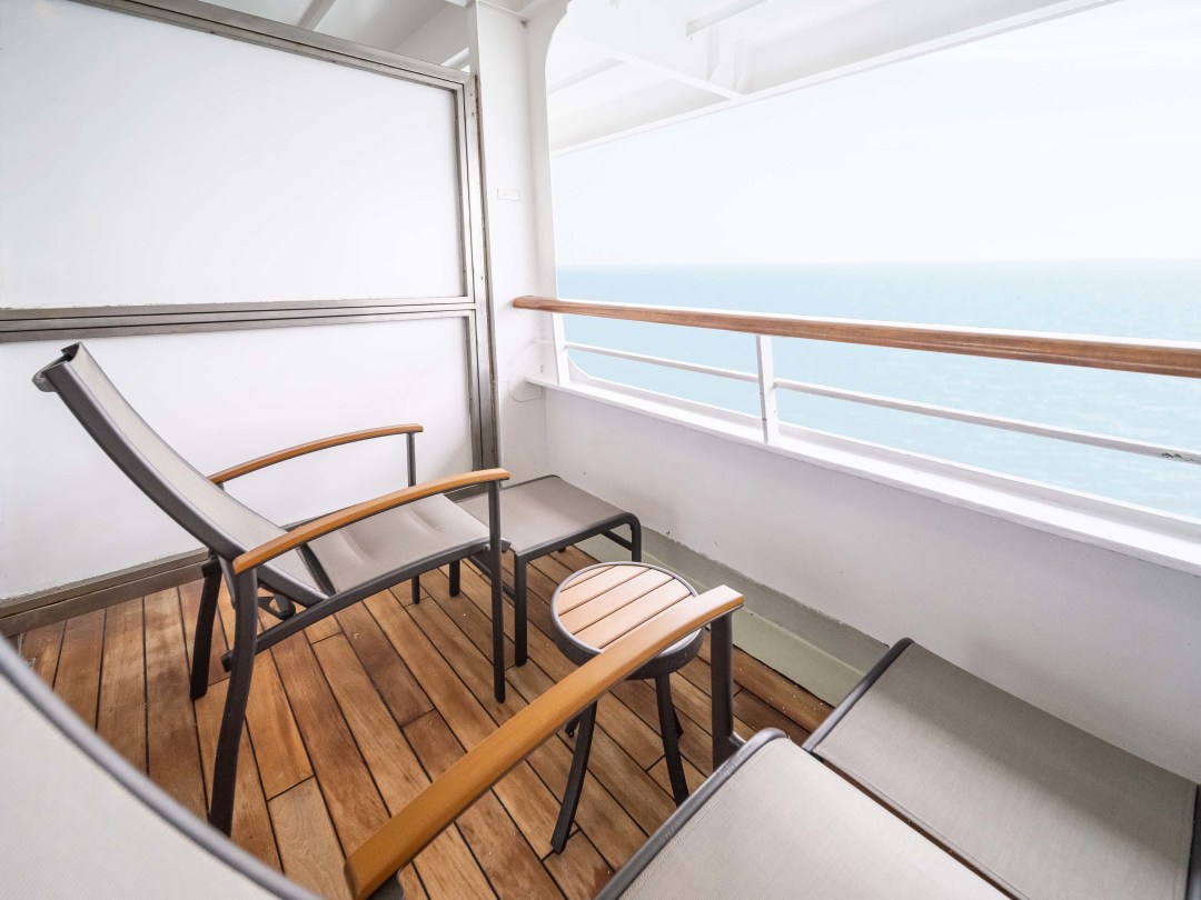Renaissance_Cabine_Balcon2.jpg