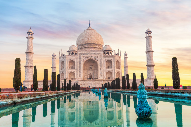 India - The Taj Mahal, A Love Poem Written In Stone | Connections.be